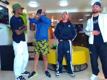 just_girlsgirls – webcam model profile photo Image 4