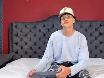 katinatonge – webcam model profile photo Image 8