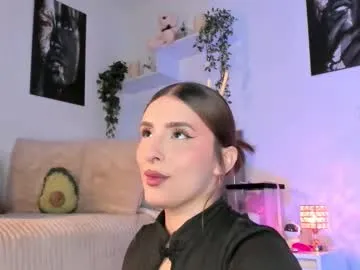 milyy_vermont – webcam model profile photo Image 12