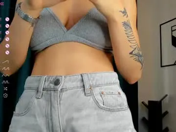 lina_kriss – webcam model profile photo Image 3