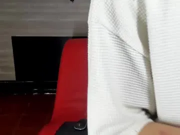 katarasimon – webcam model profile photo Image 8