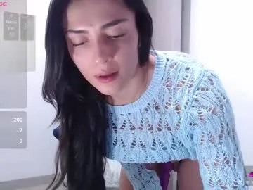 melissa_new22 – webcam model profile photo Image 8