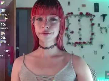 _bustylucianaa_ – webcam model profile photo Image 3