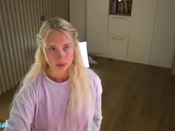 kellyfernandes – webcam model profile photo Image 14