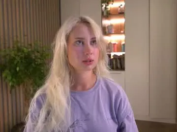 kellyfernandes – webcam model profile photo Image 15