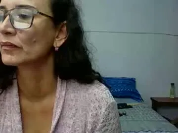 loving_ladies – webcam model profile photo Image 11