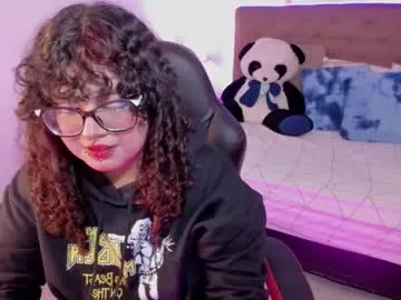 sexy_hot_friends_ – webcam model profile photo Image 4