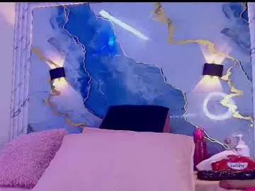 katiepeach_ – webcam model profile photo Image 3