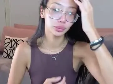 _52_ – webcam model profile photo Image 14