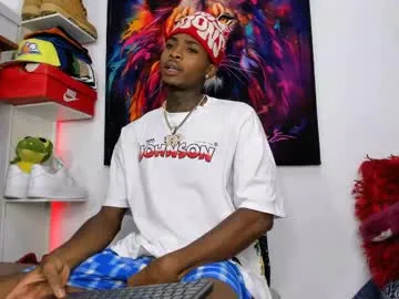 whisperlure – webcam model profile photo Image 11