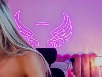 moonssslh – webcam model profile photo Image 14