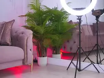 katestars – webcam model profile photo Image 12