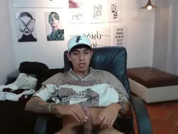 blue_bow – webcam model profile photo Image 10