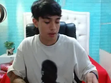 blue_bow – webcam model profile photo Image 8