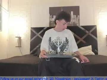 red_head_rosie_69 – webcam model profile photo Image 10