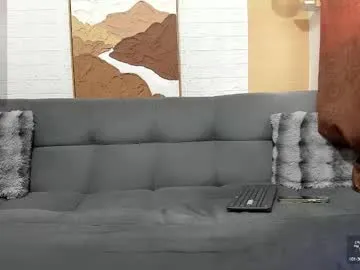 red_head_rosie_69 – webcam model profile photo Image 4