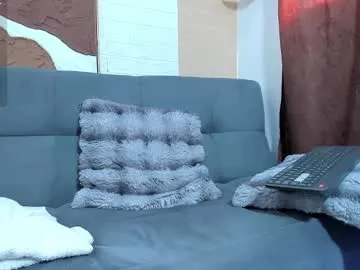 red_head_rosie_69 – webcam model profile photo Image 5