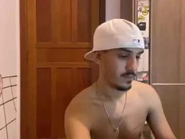 playussoftly – webcam model profile photo Image 10