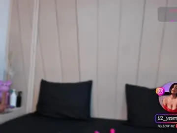 petites_perles – webcam model profile photo Image 9