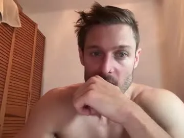 miya_shake – webcam model profile photo Image 4