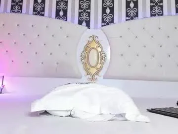 milyy_vermont – webcam model profile photo Image 4