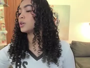 zoey_it – webcam model profile photo Image 19