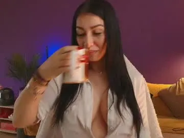 xaevynne – webcam model profile photo Image 18