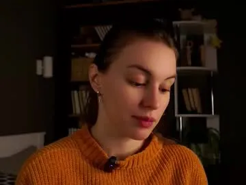 your_desirre – webcam model profile photo Image 12