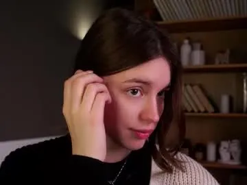 your_desirre – webcam model profile photo Image 16