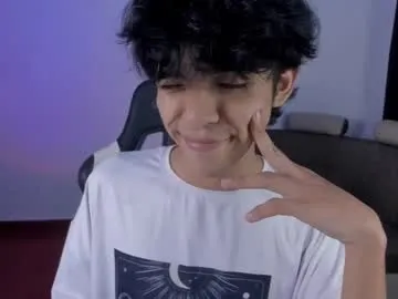 wet_dreamm22 – webcam model profile photo Image 12