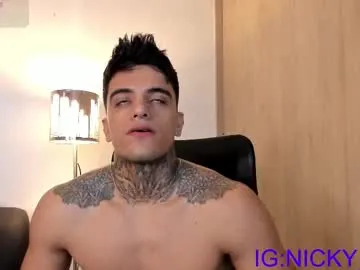 sexy_hot_friends_ – webcam model profile photo Image 16