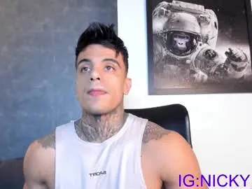 sexy_hot_friends_ – webcam model profile photo Image 4