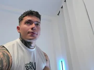 LacyPink – webcam model profile photo Image 12