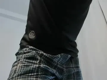 LacyPink – webcam model profile photo Image 9