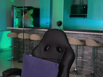 serena___ – webcam model profile photo Image 19