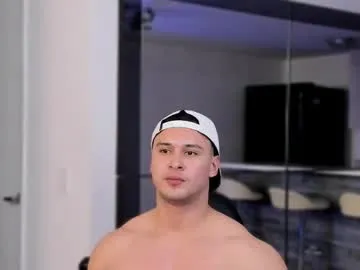 serena___ – webcam model profile photo Image 6