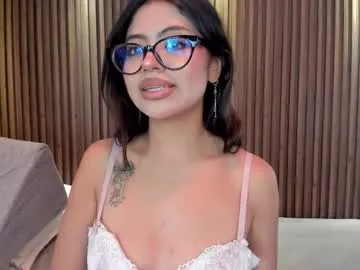 sexxxsirens – webcam model profile photo Image 2