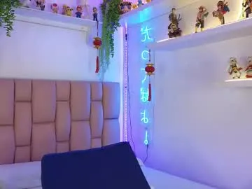 littlejennifer18 – webcam model profile photo Image 17