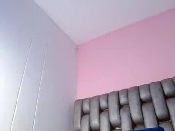 sexxxsirens – webcam model profile photo Image 18