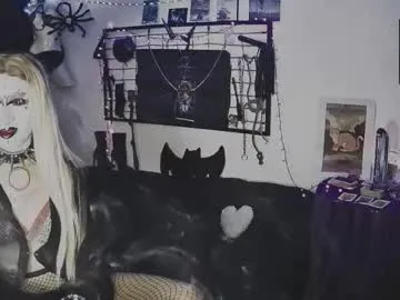 wetnaughtygirls – webcam model profile photo Image 19