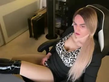 couple_of_fire_ – webcam model profile photo Image 9