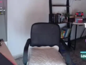 caseykissesxoxo – webcam model profile photo Image 4