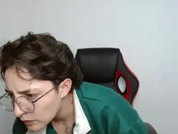 your_dolls – webcam model profile photo Image 8