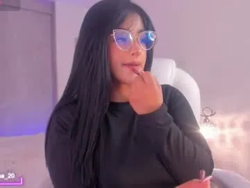 nathalienat – webcam model profile photo Image 7