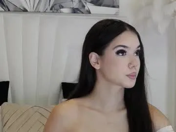 blue_bow – webcam model profile photo Image 10