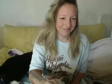 heaven_gall_ – webcam model profile photo Image 10