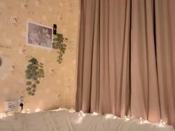 tina_mayway – webcam model profile photo Image 9