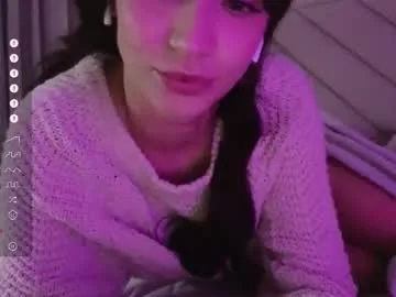 naughtyluxe – webcam model profile photo Image 10