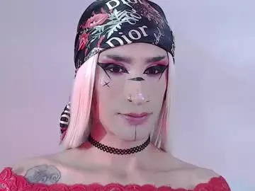 luckaisha – webcam model profile photo Image 6