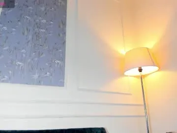 sexy_hot_friends_ – webcam model profile photo Image 3